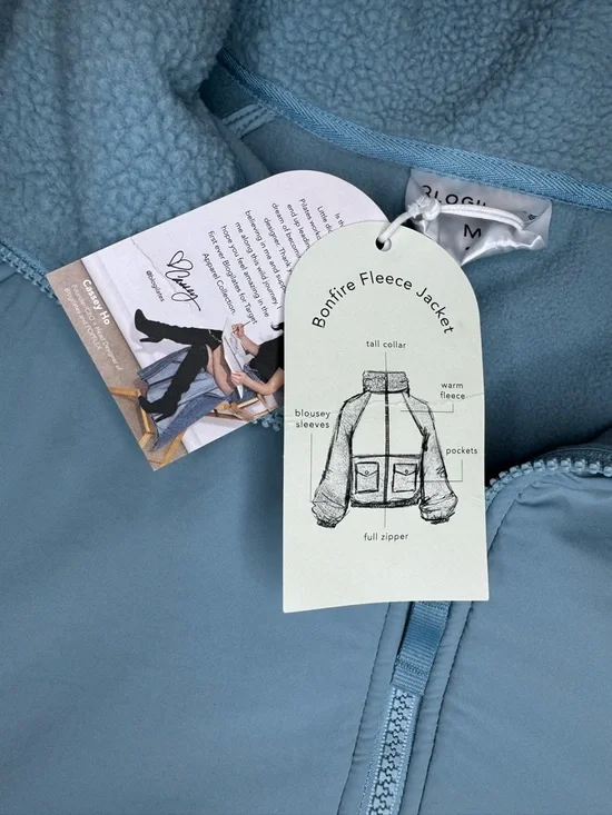 Blogilates Women’s Bonfire Fleece Jacket - Light Blue Size Medium NWT - Picture 11 of 14